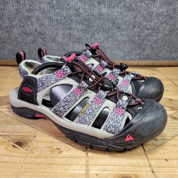 Keen Newport H2 Women's 8.5 Black/Bright Rose Hiking Water Sandals 1016288 - Picture 1 of 10